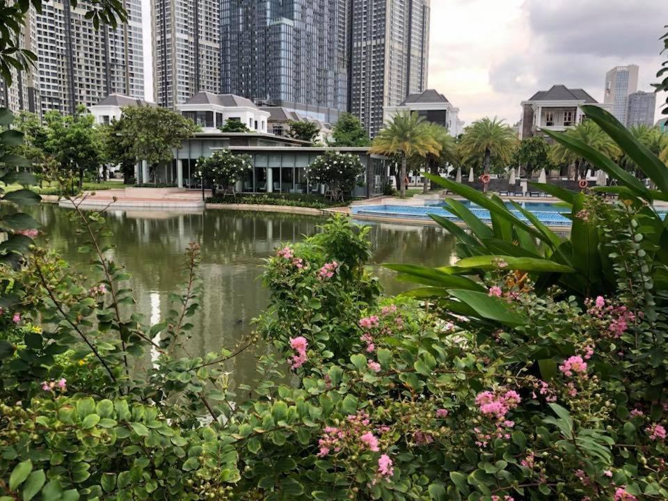 Homes By Christine - Vinhomes Central Park Πόλη Χο Τσι Μινχ Εξωτερικό φωτογραφία