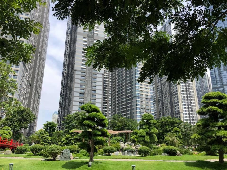 Homes By Christine - Vinhomes Central Park Πόλη Χο Τσι Μινχ Εξωτερικό φωτογραφία